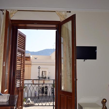 Palazzo Graziano Hotel Terrasini Kültér fotó