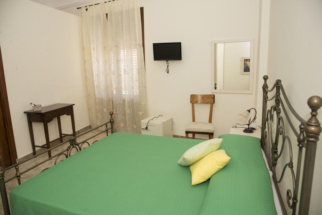 Palazzo Graziano Hotel Terrasini Kültér fotó