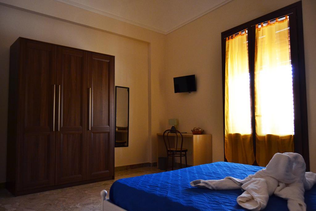 Palazzo Graziano Hotel Terrasini Kültér fotó